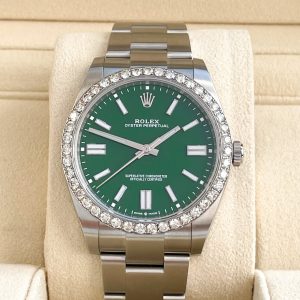 Rolex Oyster Perpetual 41mm 2023 Full Set UNWORN 124300 Diamanten Grün Diamond