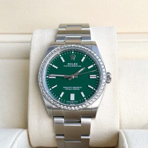 Rolex Oyster Perpetual 36 Grün Full Set 2024 UNWORN Diamanten 126000 Diamond Bezel