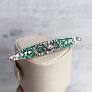 Brosche 18k Gold mit 1,18 ct. Brillanten und Smaragd 1,78 ct. Art Deco Stil Gelbgold Damen