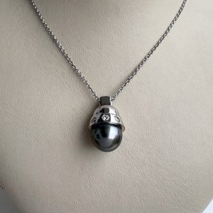 Kette mit Diamanten Anhänger und Haiti Perle 14k Weißgold Kette 44 cm Damenkette