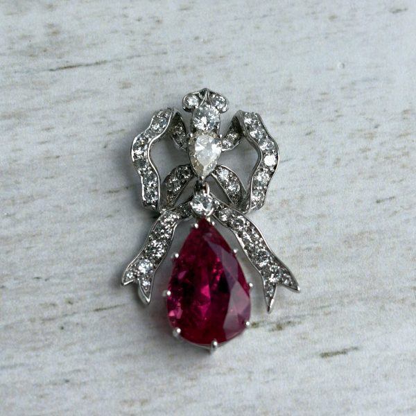 Pendant White gold 18k with Rubies and Diamonds 4,2 ct. Art Deco Style Women – Bild 4