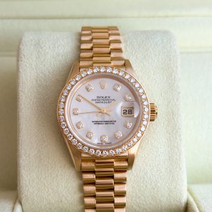Rolex Lady Datejust 26mm Full Set Factory Diamanten MOP Dial 79138 Iced Damenuhr