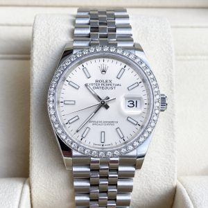 Rolex Datejust 36mm Full Set 2025 UNWORN Diamanten 126200 Silber Diamond Bezel